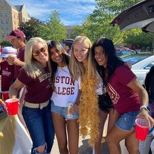 BOSTON COLLEGE CROPPED TEE